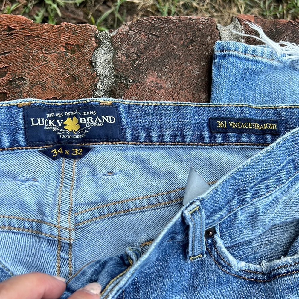 Lucky Brand 361 Vintage Straight distressed jeans size 34 - Picture 2 of 8